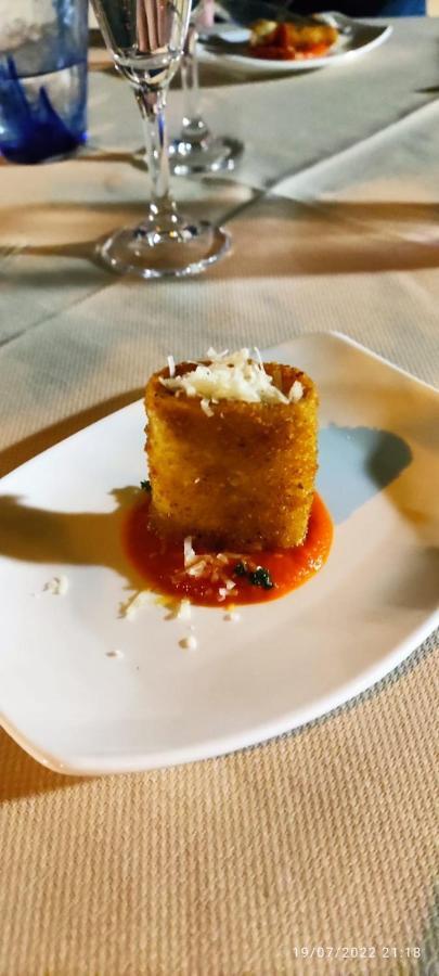 A 2 Passi Dagli Dei Bed & Breakfast Аджерола Екстериор снимка