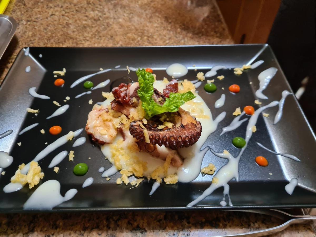 A 2 Passi Dagli Dei Bed & Breakfast Аджерола Екстериор снимка