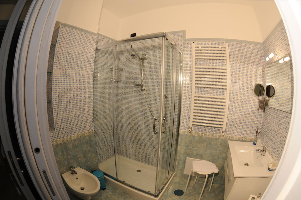 A 2 Passi Dagli Dei Bed & Breakfast Аджерола Стая снимка